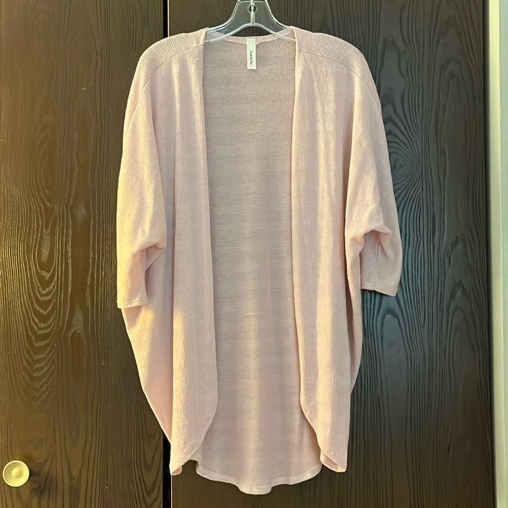 Twenty Ten light pink colored shrug. Size Medium.